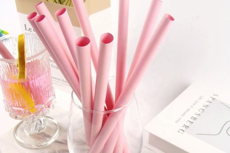 Custom Logo Biodegradable PLA Drinking Straws for Boba and Smoothies (1) biodegradable PLA drinking straws