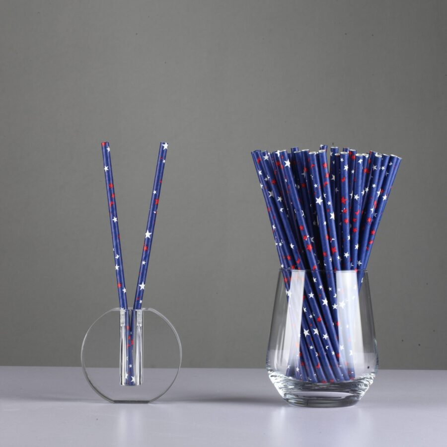 paper straws for hot and cold drinks